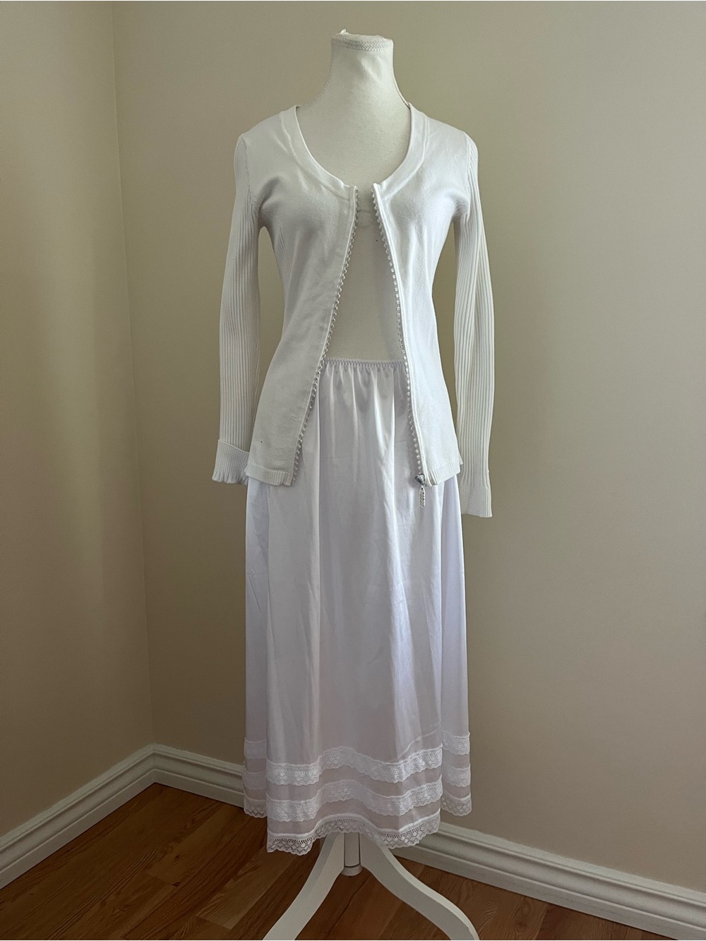 White skirt Half Slip with Lace Hem